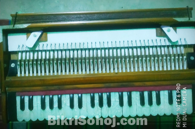 Harmonium